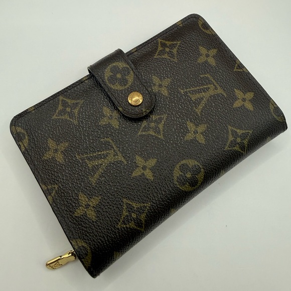 Louis Vuitton Handbags - Louis Vuitton Wallet